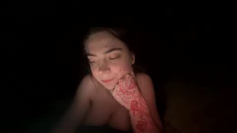 roseyla1 online show from 7, 7, 2026