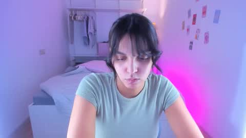 Roshelle online show from 9, 2, 2025