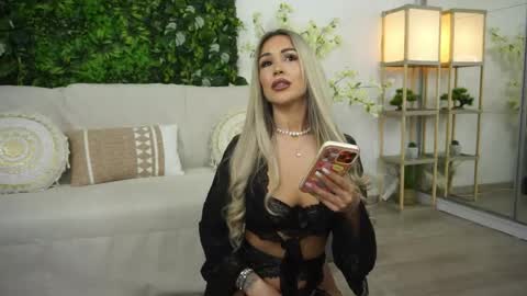Amii online show from 1, 5, 2026