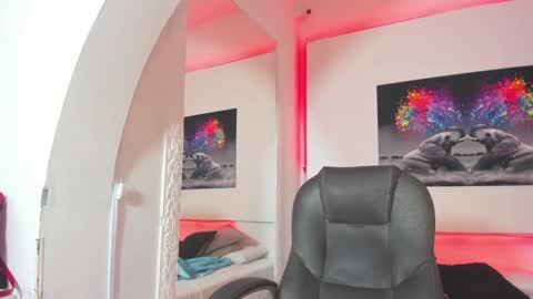 Snapshot of rosi_cooper chatting on 4, 2, 2025 rosi_cooper online show from 4, 2, 2025