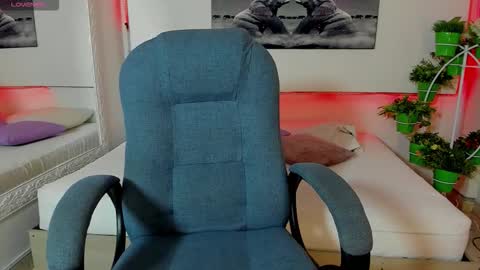 Snapshot of rosi_cooper chatting on 21, 10, 2025 rosi_cooper online show from 21, 10, 2025