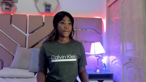 Snapshot of rosi_cooper chatting on 6, 1, 2026 rosi_cooper online show from 6, 1, 2026