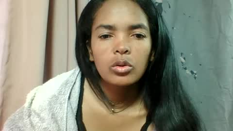 Snapshot of rosia685234 chatting on 2, 7, 2026 rosia685234 online show from 2, 7, 2026