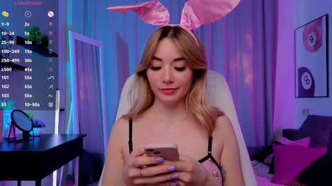 Snapshot of rosie_mac chatting on 28, 5, 2026 Rosie online show from 28, 5, 2026