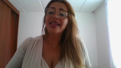 Rossana  online show from 6, 2, 2025