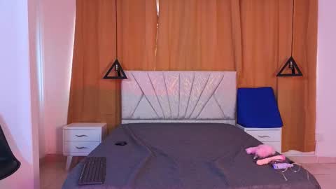 rossane_luxe online show from 4, 3, 2026