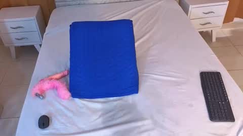 rossane_luxe online show from 6, 3, 2026