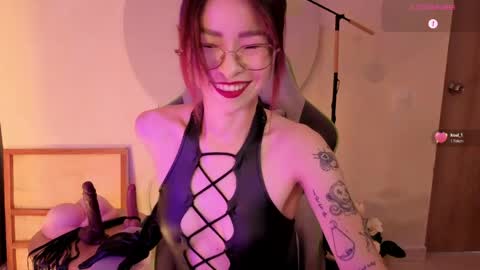 Miss Rosse online show from 5, 4, 2026