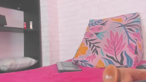 rosse_thompson11 online show from 14, 1, 2025