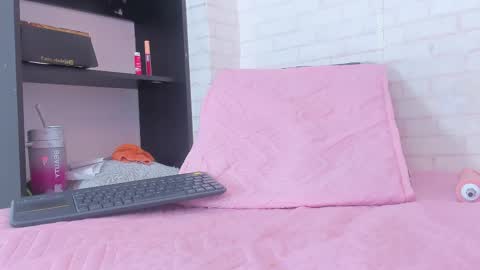 rosse_thompson11 online show from 27, 2, 2025