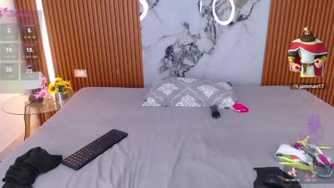 Rossi Hill online show from 22, 4, 2026