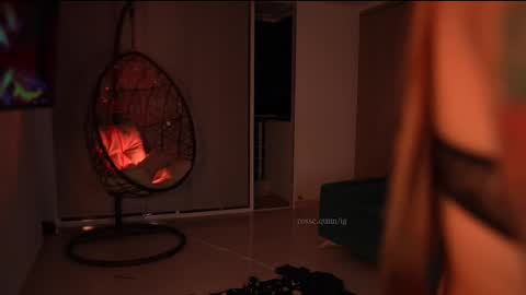 Rossey online show from 24, 2, 2025