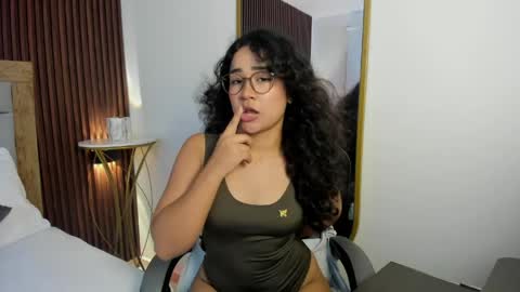 rossie_lanie_ online show from 1, 4, 2026