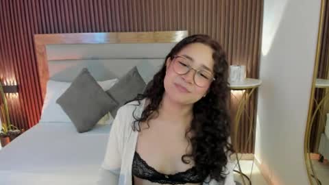 rossie_lanie_ online show from 7, 4, 2026