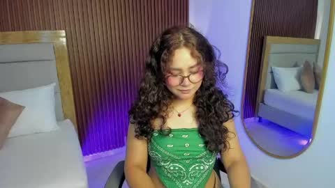 rossie_lanie_ online show from 21, 4, 2026