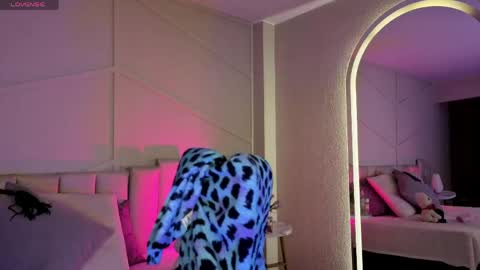 rossiie_hunt_ online show from 15, 5, 2026