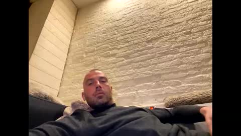 Snapshot of rotteei1 chatting on 29, 9, 2025 rotteei1 online show from 29, 9, 2025