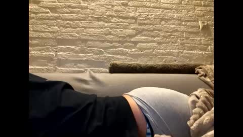 Snapshot of rotteei1 chatting on 11, 10, 2025 rotteei1 online show from 11, 10, 2025