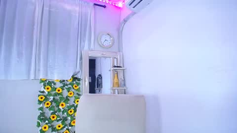 rous_25 online show from 15, 12, 2024