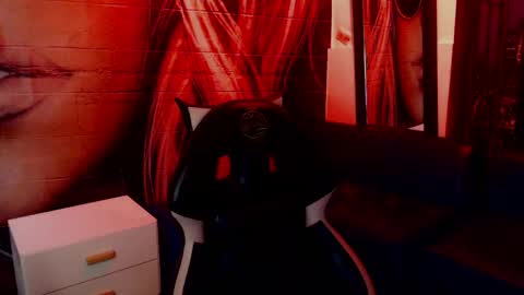 rouse darkk online show from 19, 4, 2026