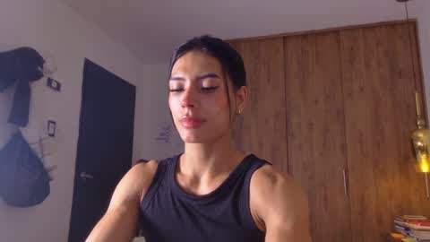 Snapshot of rouse_leon chatting on 11, 5, 2026 Rouse leon online show from 11, 5, 2026
