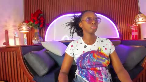 rouselux online show from 6, 3, 2026