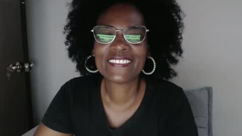 Snapshot of roushlove chatting on 23, 1, 2025 luxa online show from 23, 1, 2025