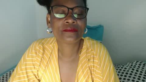 luxa online show from 4, 3, 2026