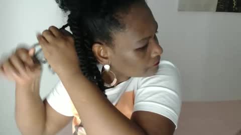 luxa online show from 21, 4, 2026