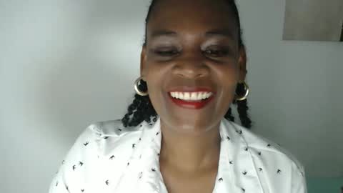 luxa online show from 24, 4, 2026