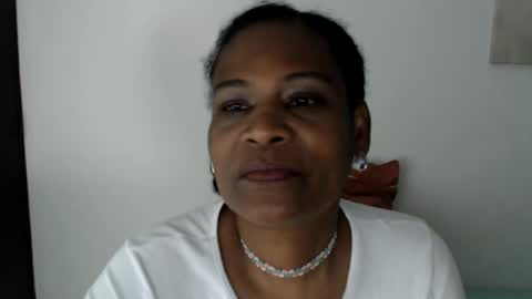 luxa online show from 24, 7, 2026