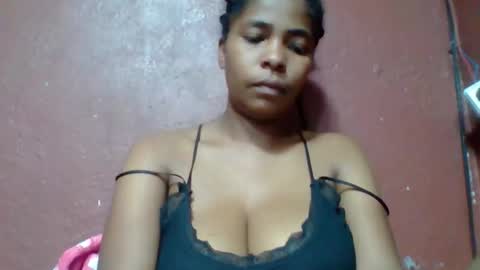 rovaelyah online show from 19, 4, 2026