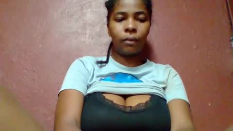 rovaelyah online show from 21, 4, 2026