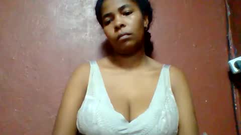 rovaelyah online show from 25, 4, 2026