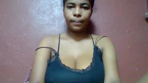 rovaelyah online show from 28, 5, 2026