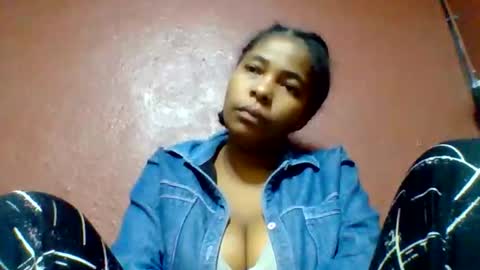 rovaelyah online show from 11, 6, 2026