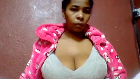 rovaelyah online show from 12, 6, 2026