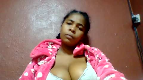 rovaelyah online show from 13, 6, 2026
