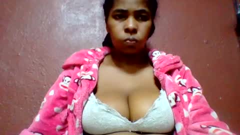 rovaelyah online show from 14, 6, 2026