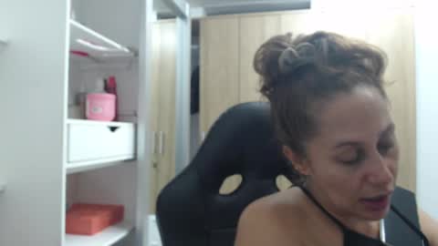 Roxana online show from 21, 2, 2025