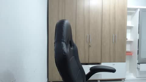 Roxana online show from 17, 6, 2026