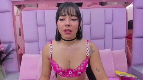 roxane_vega online show from 28, 7, 2026
