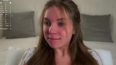 roxannastoo online show from 26, 9, 2025