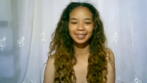 roxanne_98 online show from 4, 3, 2025