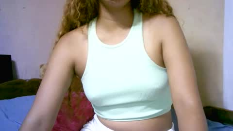 roxanne_98 online show from 7, 1, 2026