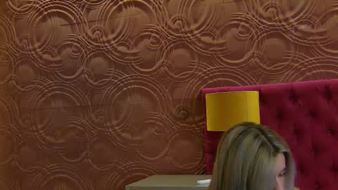 Snapshot of roxanne_joy chatting on 8, 1, 2026 Roxanne online show from 8, 1, 2026