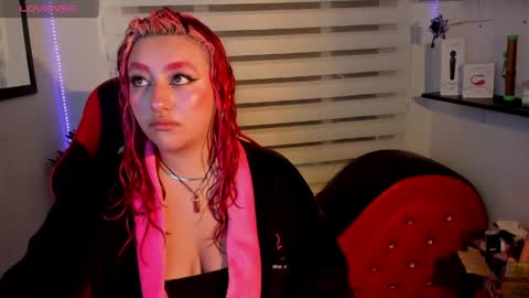 roxanne online show from 25, 4, 2026