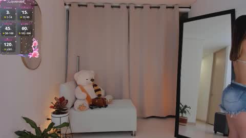  R O X I E  online show from 14, 9, 2025