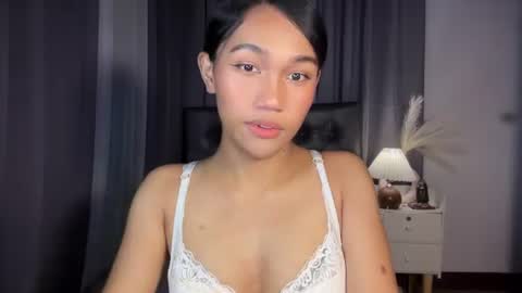 Snapshot of roxiethogersen chatting on 13, 7, 2026 roxiethogersen online show from 13, 7, 2026