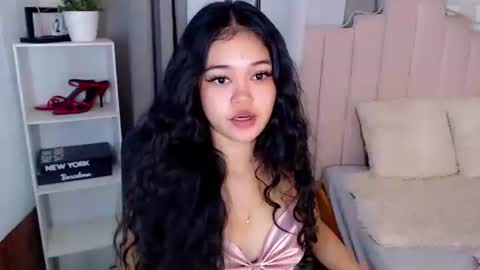 roxxy_blossom online show from 28, 9, 2025